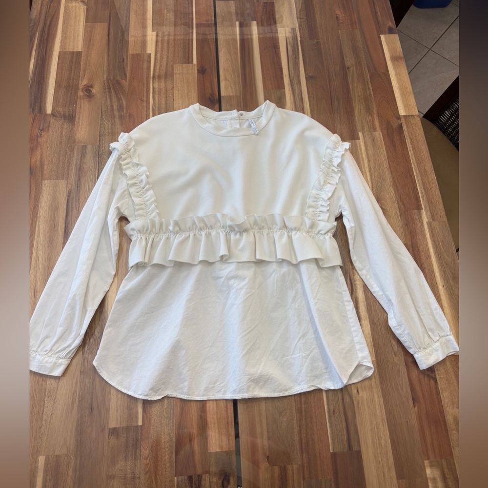 Zara Sz White & Cream Textured Ruffled Round Neck Blouse Long Sleeve Buttons
